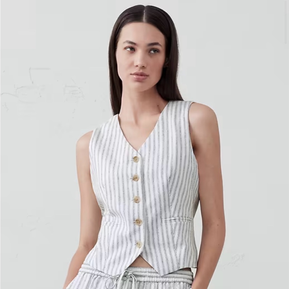 Banana Republic Linen Blend pinstripe Vest